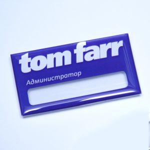 бейдж с полимерной заливкой Tom Farr